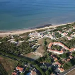 Vvf Ile De Re Aldeamento Turístico