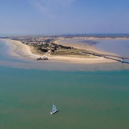 Vvf Ile De Re 3* Сент-Мари-де-Ре